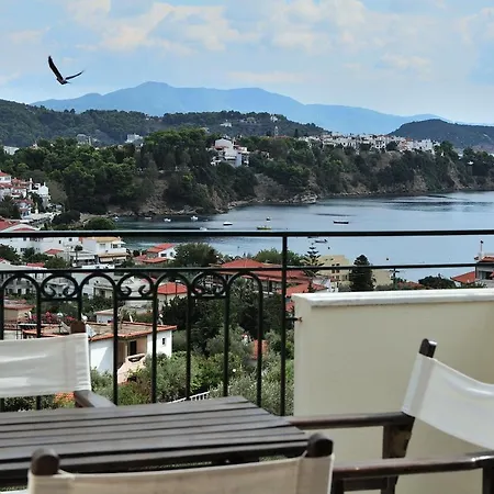 Eye Q Seaview 2* Skiathos-stad