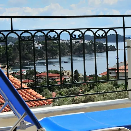 Eye Q Seaview 2* Skiathos-stad