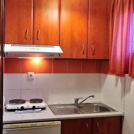 Aparthotel Eye Q Seaview