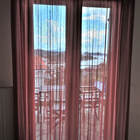 Eye Q Seaview