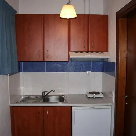 Eye Q Seaview Апарт-отель Скиатос