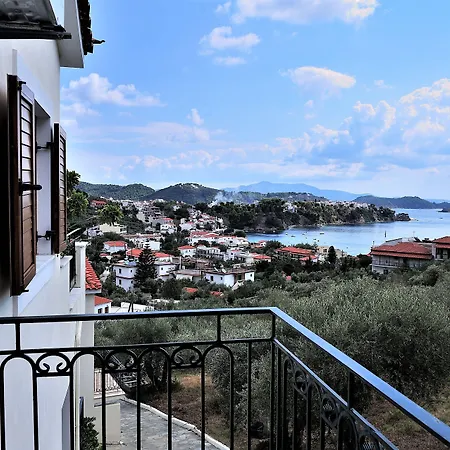 Eye Q Seaview Апарт-отель
