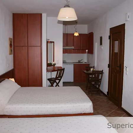 Eye Q Seaview Apartmanhotel
