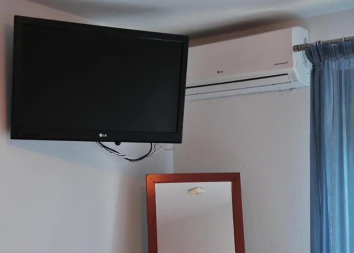 Aparthotel Eye Q Seaview Skiathos Town