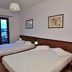 Aparthotel Eye Q Seaview
