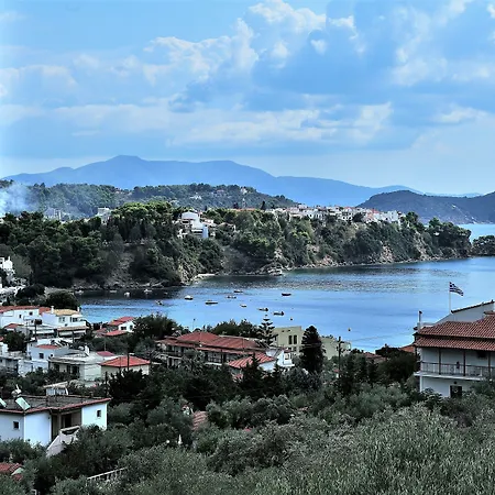 Eye Q Seaview Aparthotel