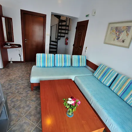 Aparthotel Eye Q Seaview