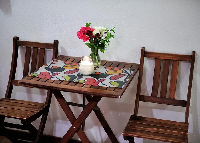 Eye Q Seaview Aparthotel Skiathos-Stadt