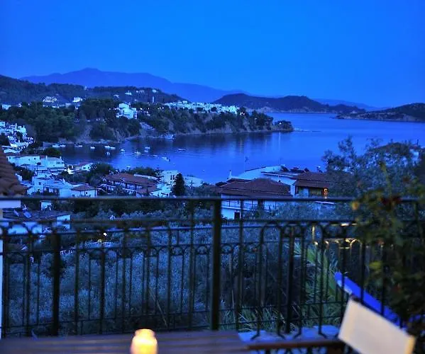 Eye Q Seaview Skiathos-Stadt