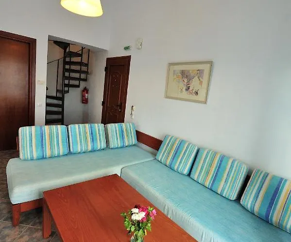 Aparthotel Eye Q Seaview 4*