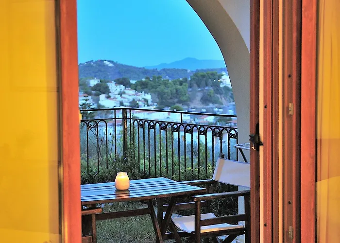 Eye Q Seaview Aparthotel