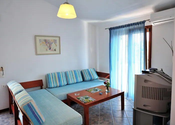 Aparthotel Eye Q Seaview Skiathos-Stadt